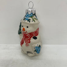 Load image into Gallery viewer, Andy Snowman Ornament - D58