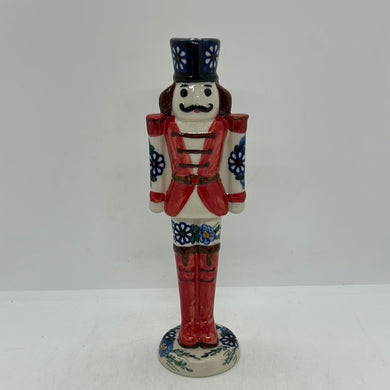 NUTCRACKER Figurine - D7