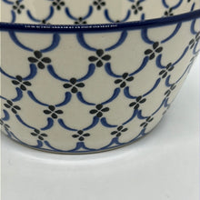 Load image into Gallery viewer, Bowl - 6.5&quot; W ~ 0027X - T3!