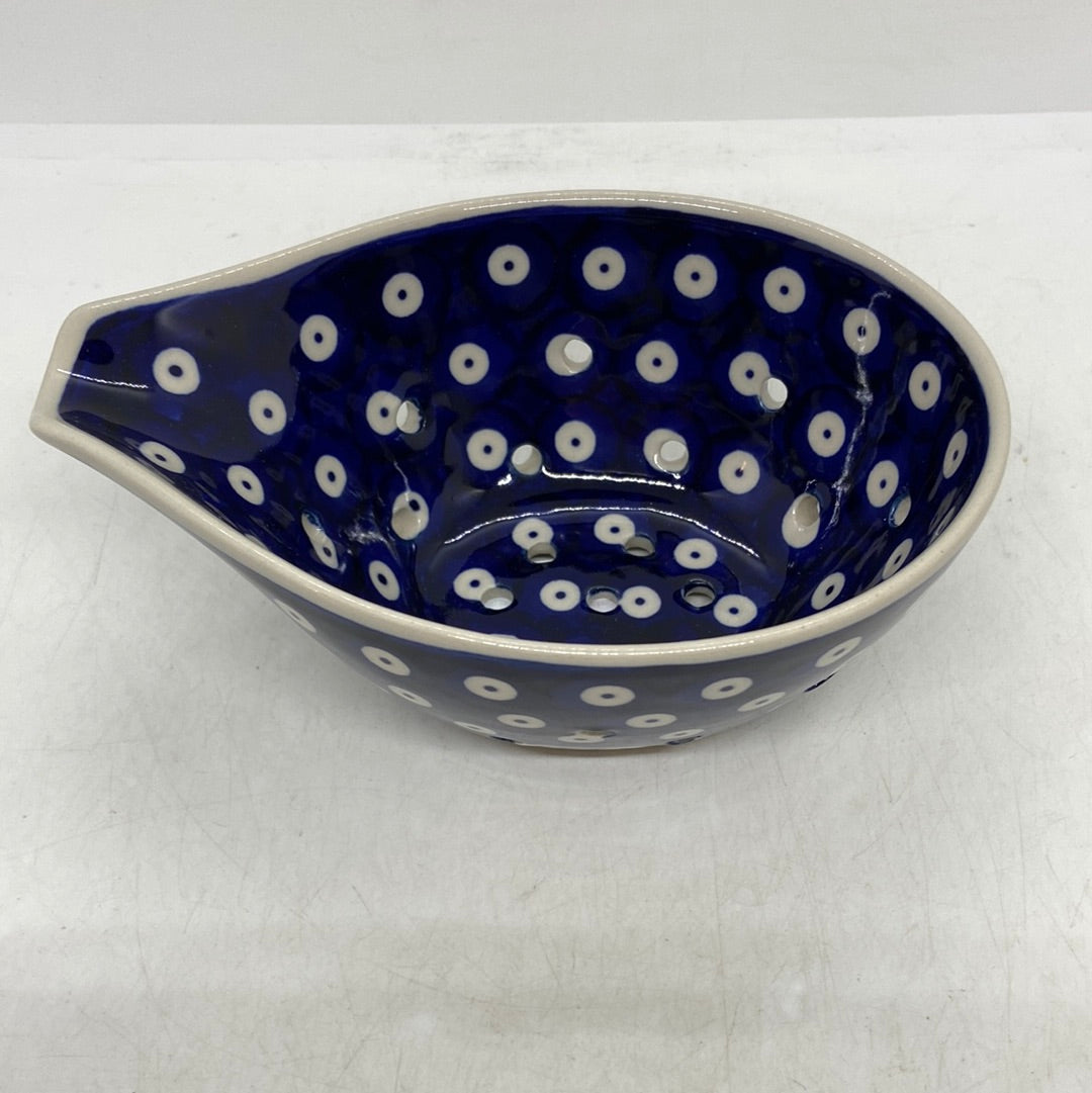 A506 Colander - D22
