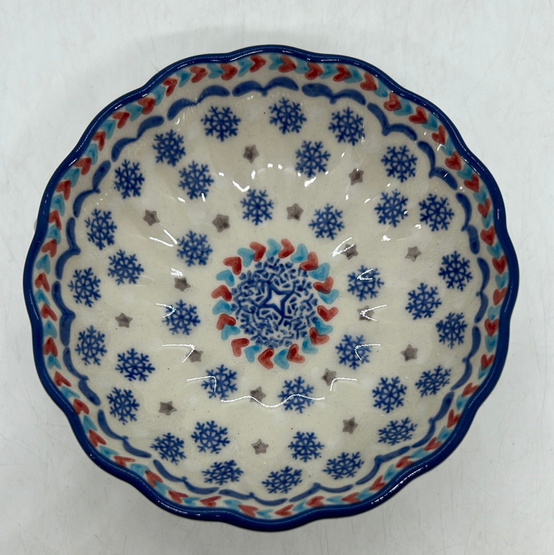 Scalloped Dish - PS01