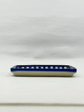 Load image into Gallery viewer, Flat Soap Dish with Rim - D33