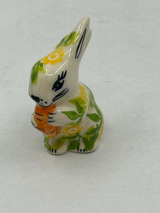Mini Bunny with Carrot - Yellow Daisy - A1