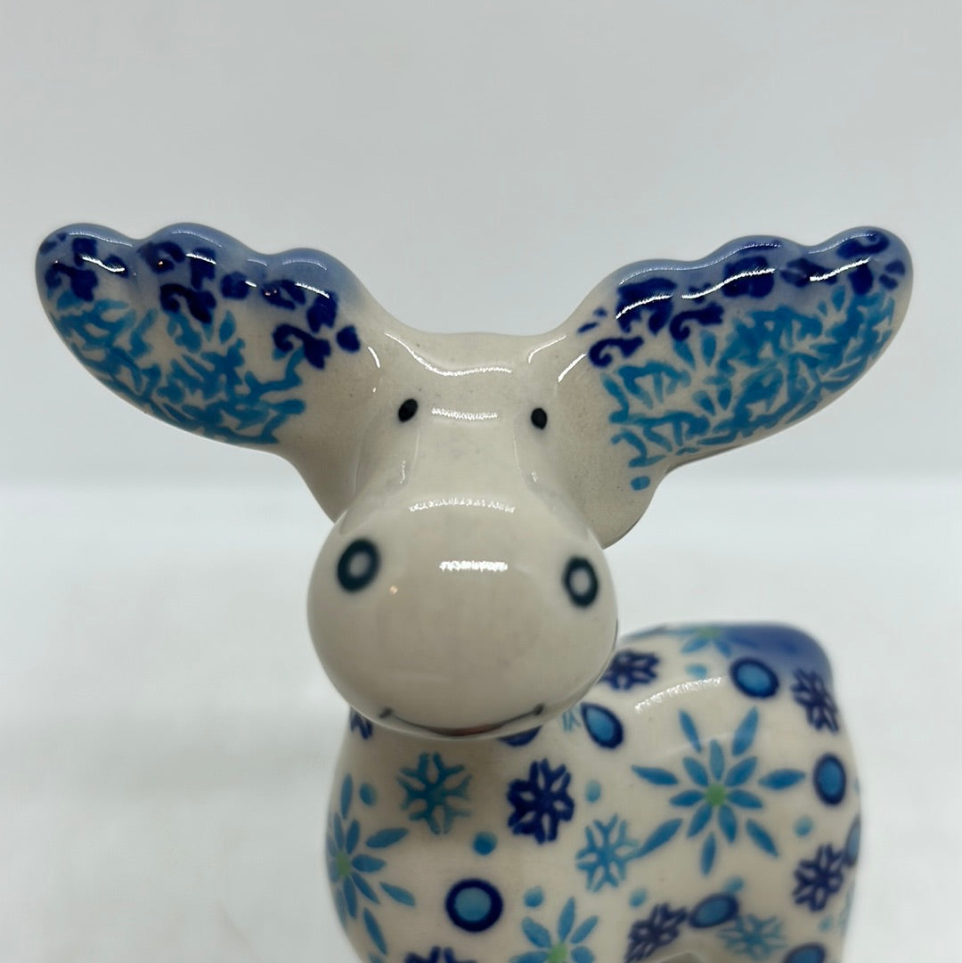 ZW30 Moose Figurine - P-CH