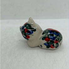 Load image into Gallery viewer, A412 - Sleeping Kitten - D15