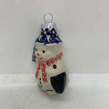 Load image into Gallery viewer, Andy Snowman Ornament - D25