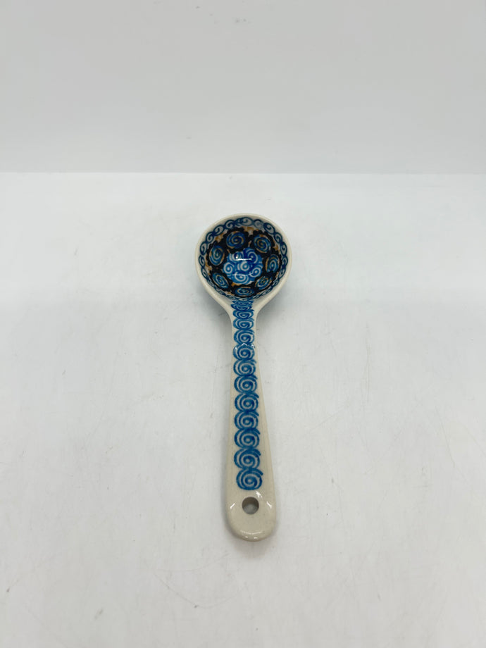 562 ~ Ladle ~ Small ~ 6.5