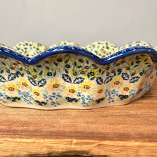 Load image into Gallery viewer, Wavy Edged Platter - WK80