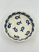 Load image into Gallery viewer, Scalloped Dish - FISH