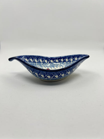 Leaf Bowl  ~ 6" L - U5120 - U3!