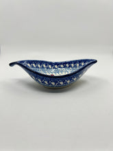 Load image into Gallery viewer, Leaf Bowl  ~ 6&quot; L - U5120 - U3!