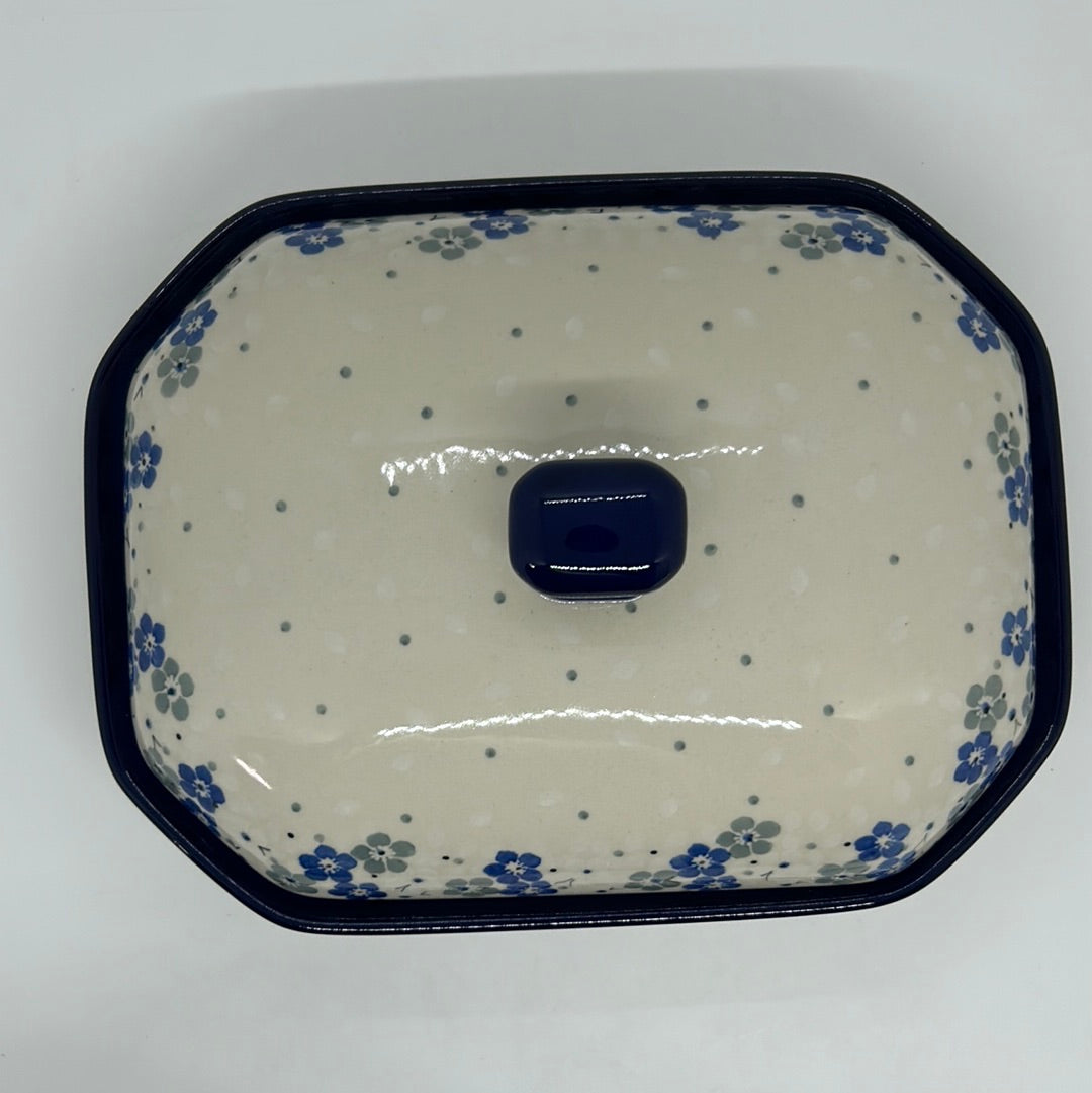 Baker ~ Covered Casserole ~ 8"W x 10.25"L ~ 2381X ~ T4!