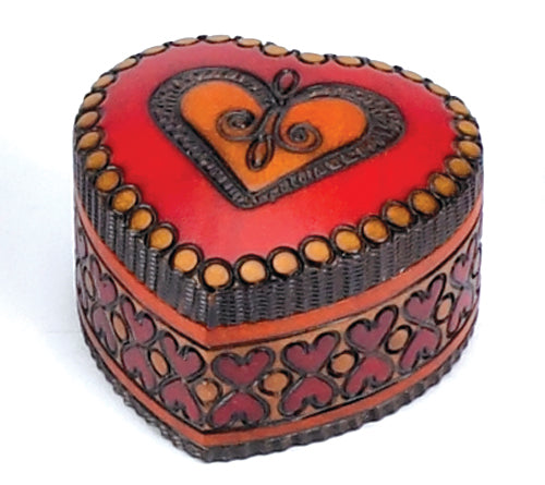 Heart Swivel Linden Wood Box