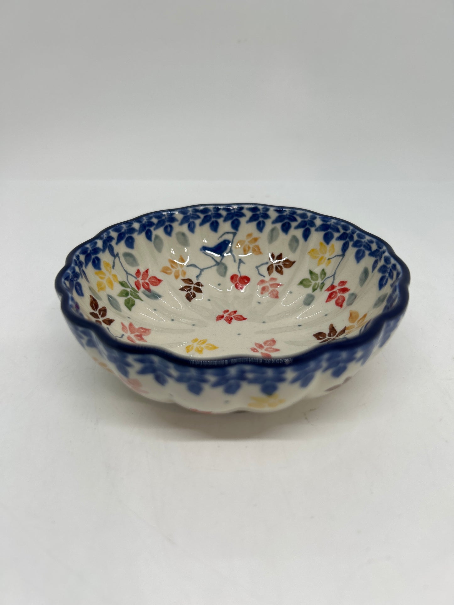 023 ~ Bowl ~ Scalloped ~ 4.5" ~ 3208X - T4!