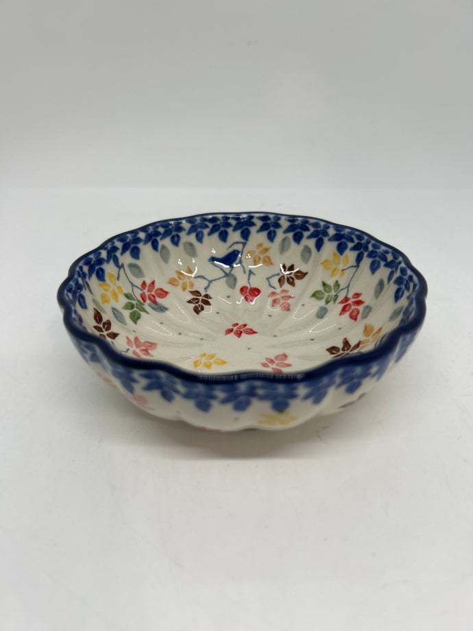 023 ~ Bowl ~ Scalloped ~ 4.5