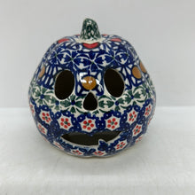 Load image into Gallery viewer, A445 Small Pumpkins - D1