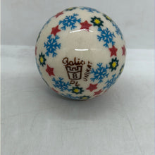 Load image into Gallery viewer, 2.5&quot; Galia Round Ornament - U-SP2