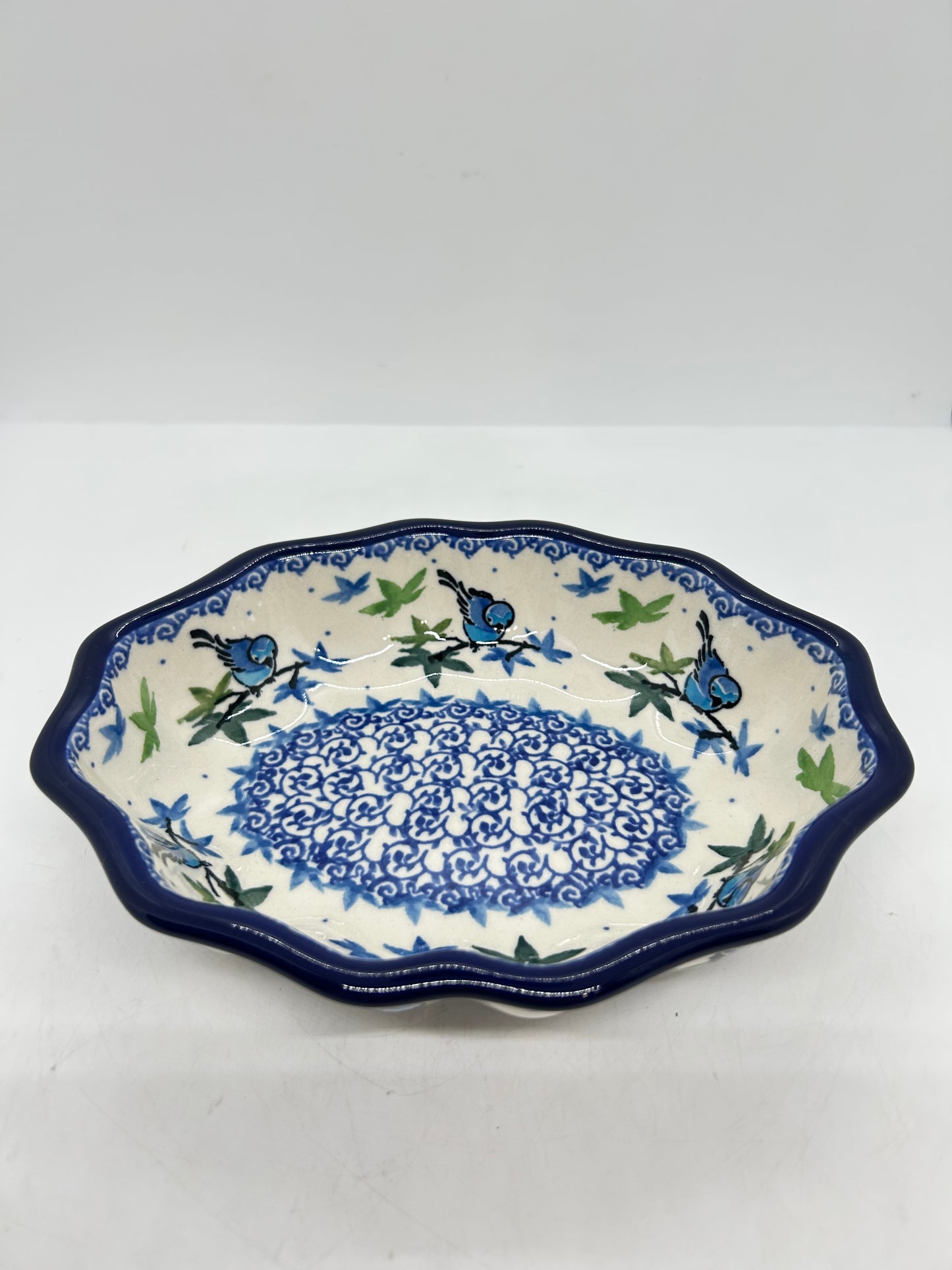 Bowl ~ Oval Fluted ~ 6 x 7.5 inch ~ 3235X ~ T4!