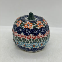 Load image into Gallery viewer, A441 Small Pumpkin - D35