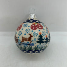 Load image into Gallery viewer, 2.5&quot; Galia Round Ornament - A-S1
