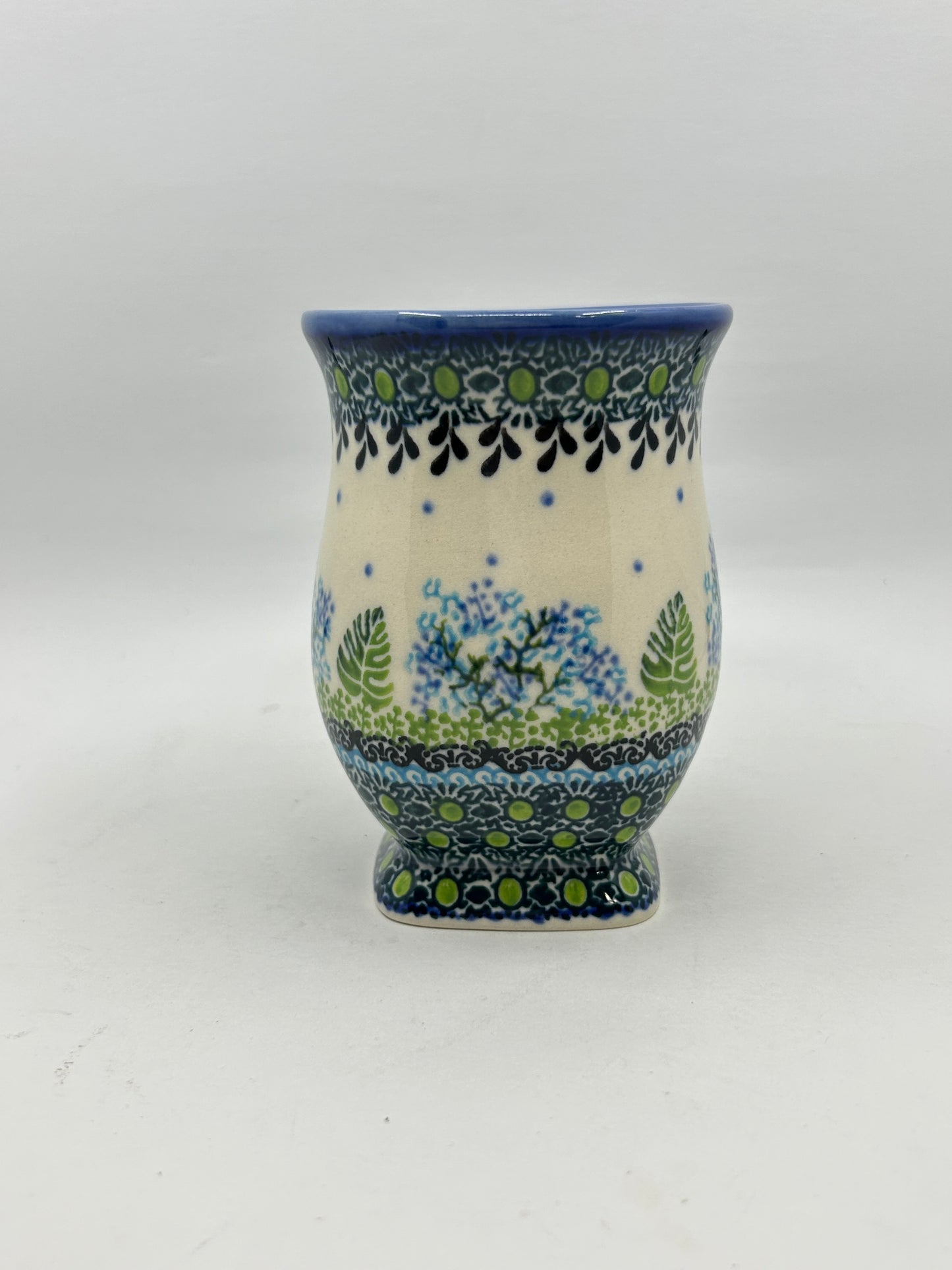 W10 Pencil Vase - U-E3