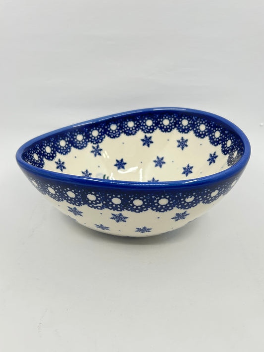 Egg Shape Serving Bowl - D33