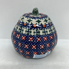 Load image into Gallery viewer, A445 Small Pumpkin - D21