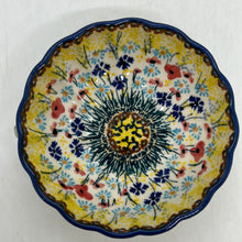 Load image into Gallery viewer, Scalloped Dish - WK77