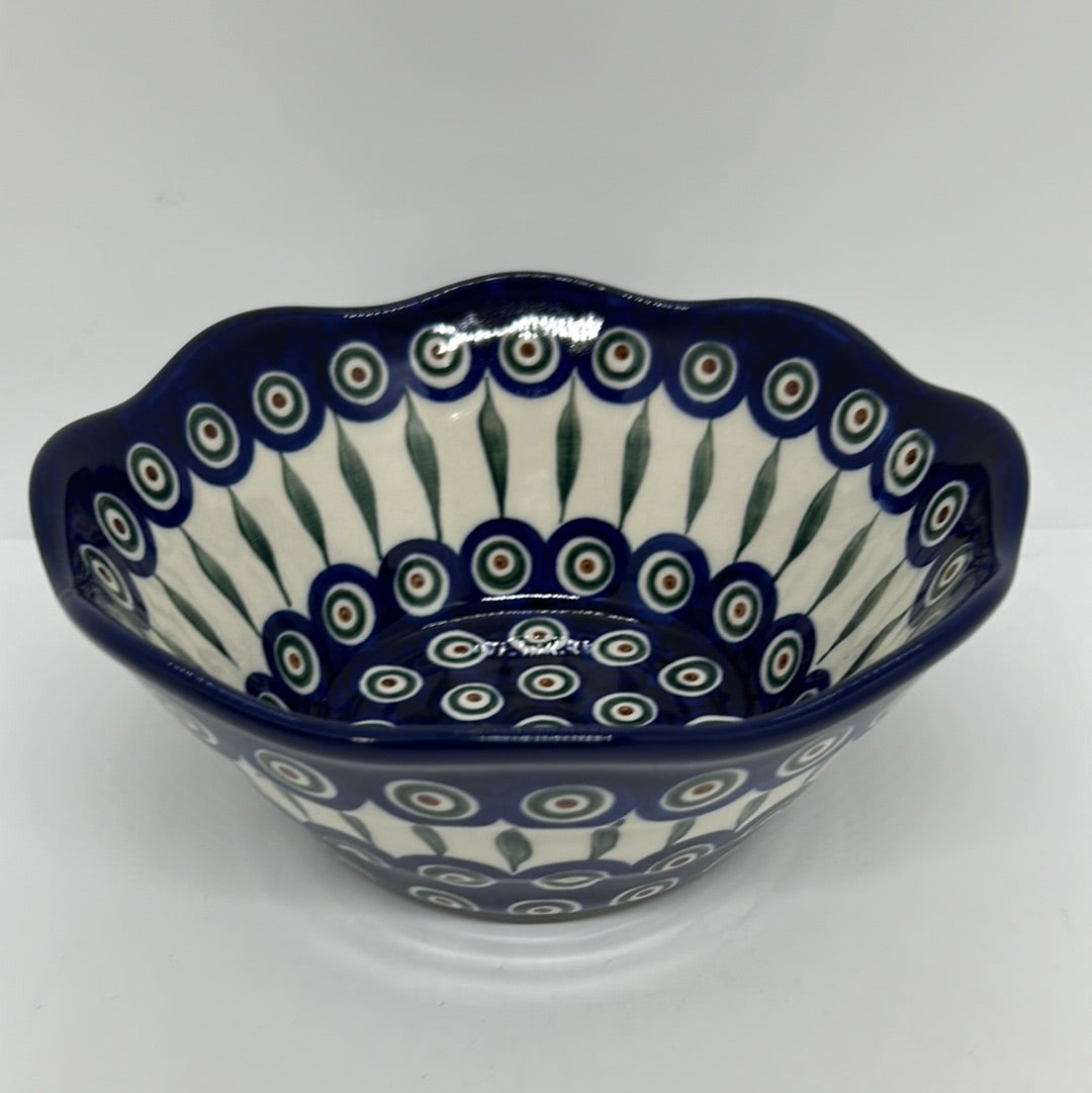 691 ~ Bowl ~ Wavy Edge ~ Small ~ 8" ~ 0054X ~ T3!