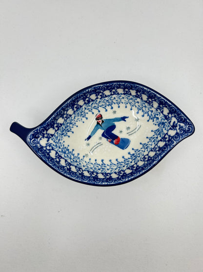 Leaf Bowl  ~ 6" L - U5120 - U3!