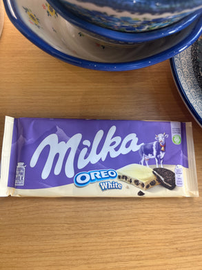 White Chocolate with Oreo Candy Bar by Milka