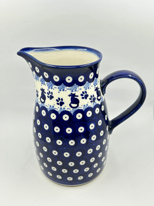 Large Pitcher - D116