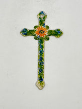Load image into Gallery viewer, Narrow Kalich Cross - Salmon Flower w Green