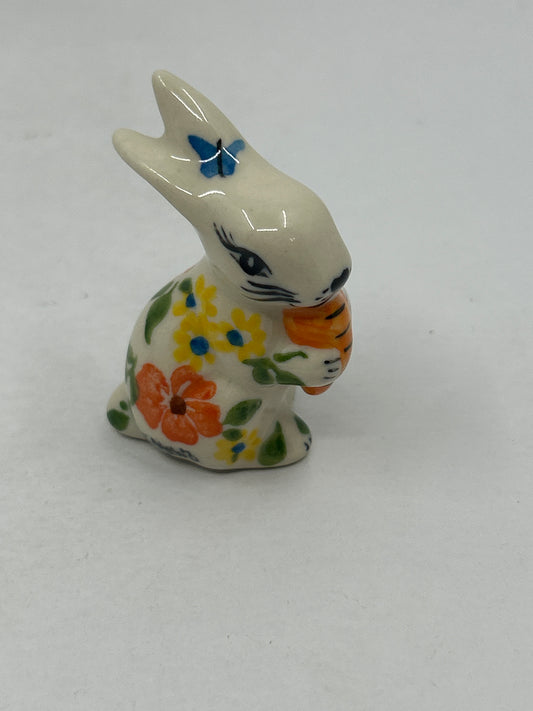 Mini Bunny with Carrot - Yellow/Orange Daisy - A1