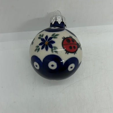 Andy Round Ornament - D105