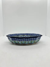 Load image into Gallery viewer, Bowl ~ Oval Fluted ~ 6 x 7.5 inch ~ U5106 ~ U3!