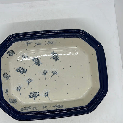 Baker ~ Covered Casserole ~ 8"W x 10.25"L ~ 2812X ~ T3!