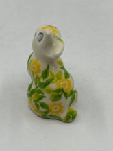 Load image into Gallery viewer, Mini Bunny with Carrot - Yellow Daisy - A1