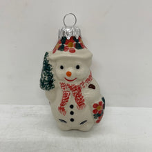 Load image into Gallery viewer, Andy Snowman Ornament - D20