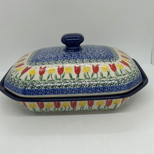 Load image into Gallery viewer, Baker ~ Covered Casserole ~ 8&quot;W x 10.25&quot;L ~ 2600X ~ T4!