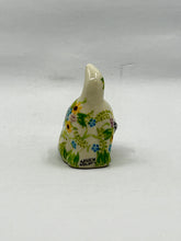 Load image into Gallery viewer, Kitty - Lilac Sprigs