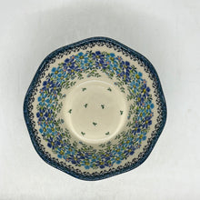 Load image into Gallery viewer, Medium Wavy Serving Bowl ~ Serving ~  7 inch ~ U-HP1