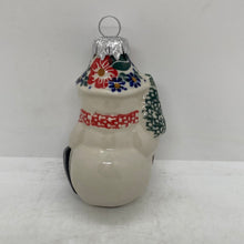 Load image into Gallery viewer, Andy Snowman Ornament - D56