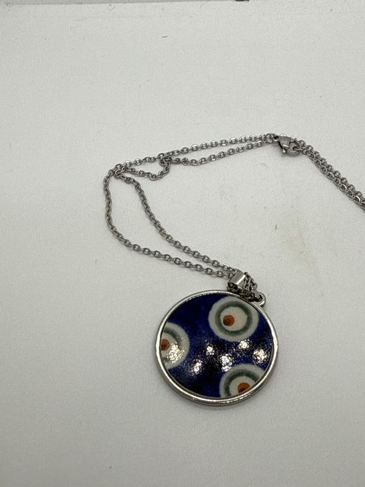 Sylvia Round Necklace with Chain - Triple Peacock Eye