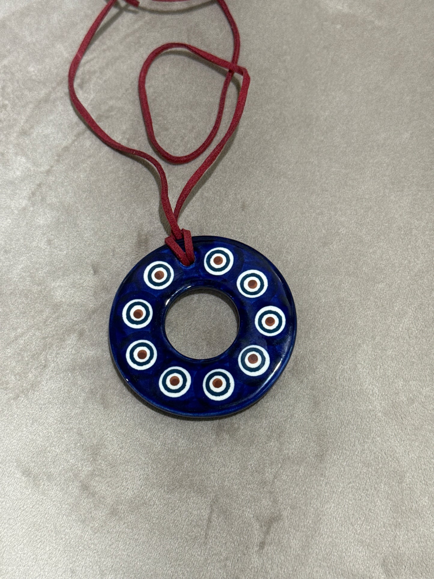 Peacock Pattern Circle Necklace