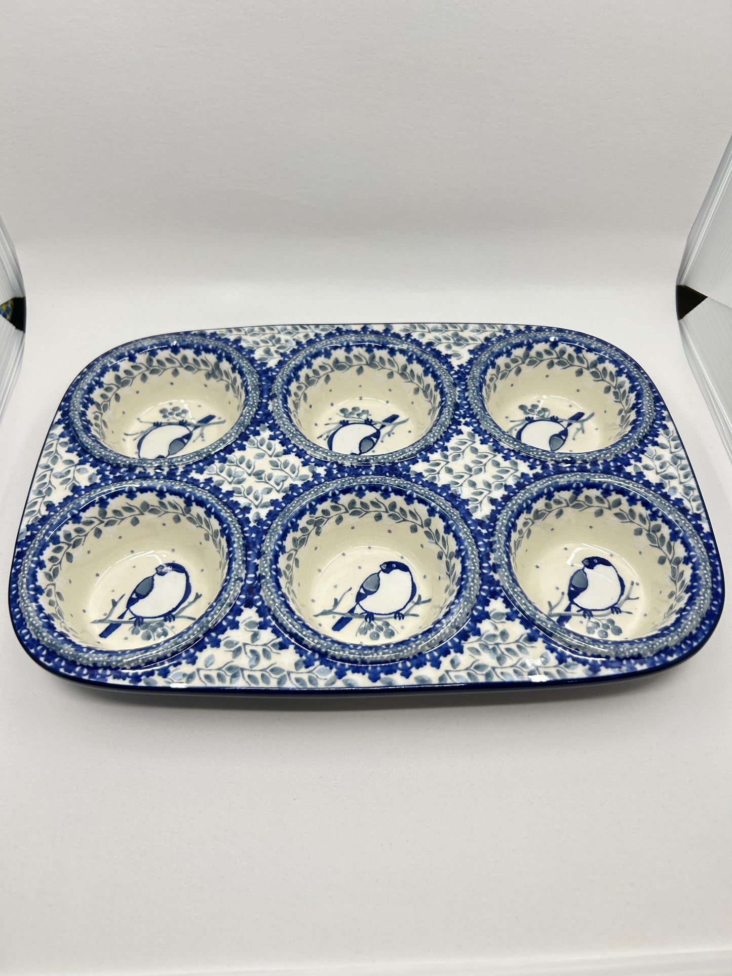 Muffin Pan ~ U4830 - U3!