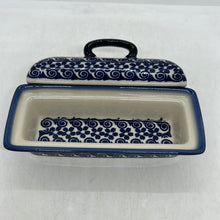Load image into Gallery viewer, A108 - Butter Dish  - D25