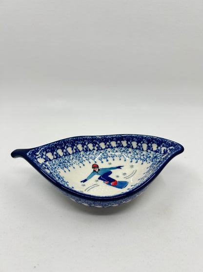 Leaf Bowl  ~ 6" L - U5120 - U3!