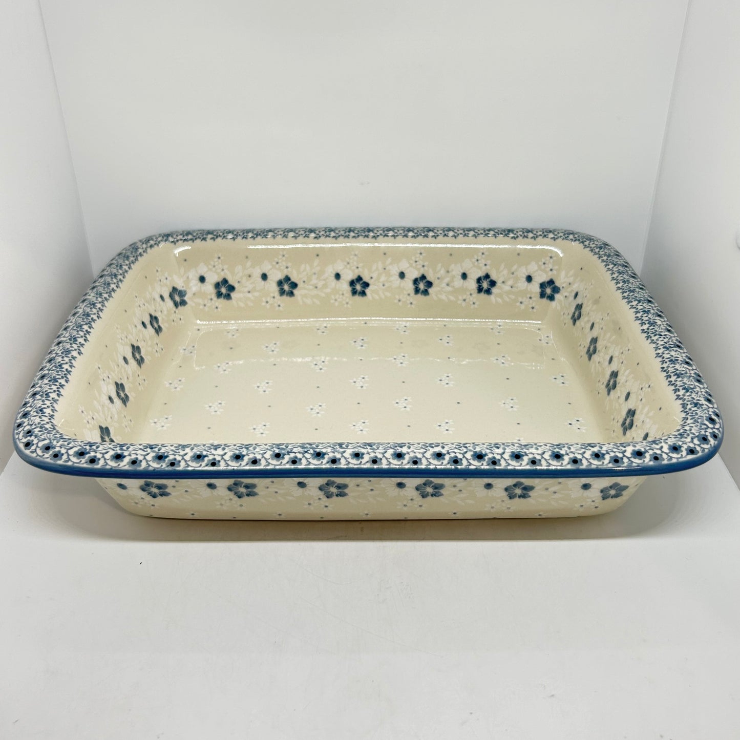 Baker ~ Rectangular w/Rim ~ Lasagna ~ 11.25 x 13.75 inch ~ 2335* - T3*