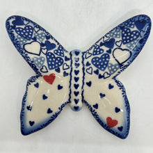 Load image into Gallery viewer, Pottery Misfit - Butterfly P-S1